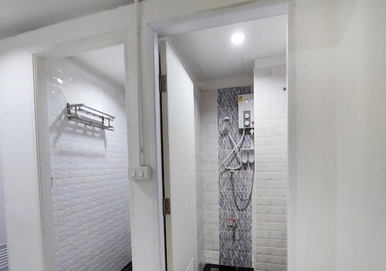 Chaiwat Hostel Бангкок Экстерьер фото